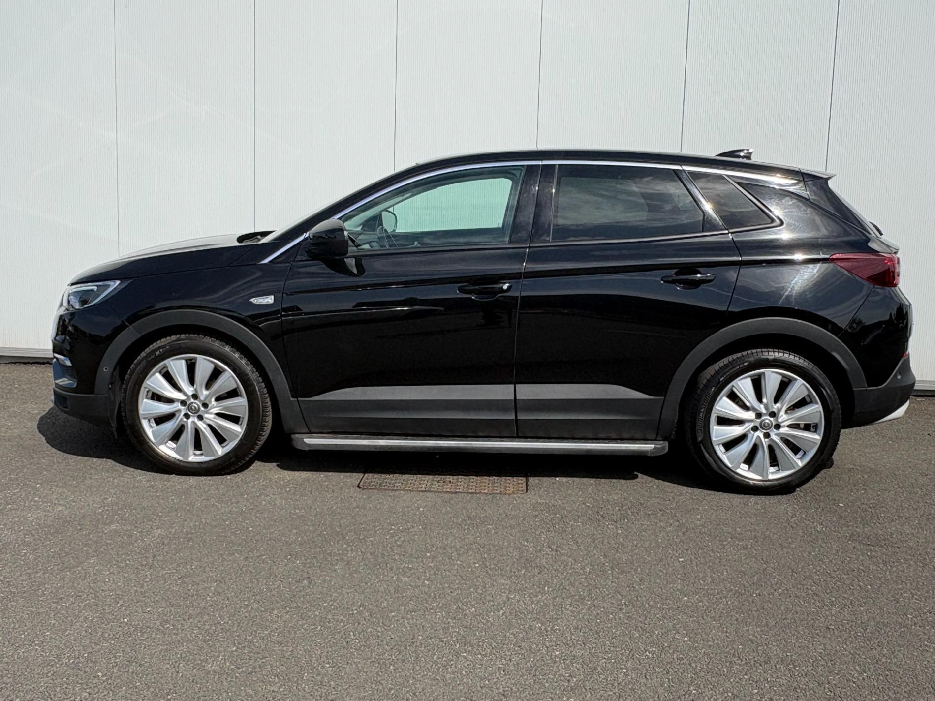 OPEL GRANDLAND X