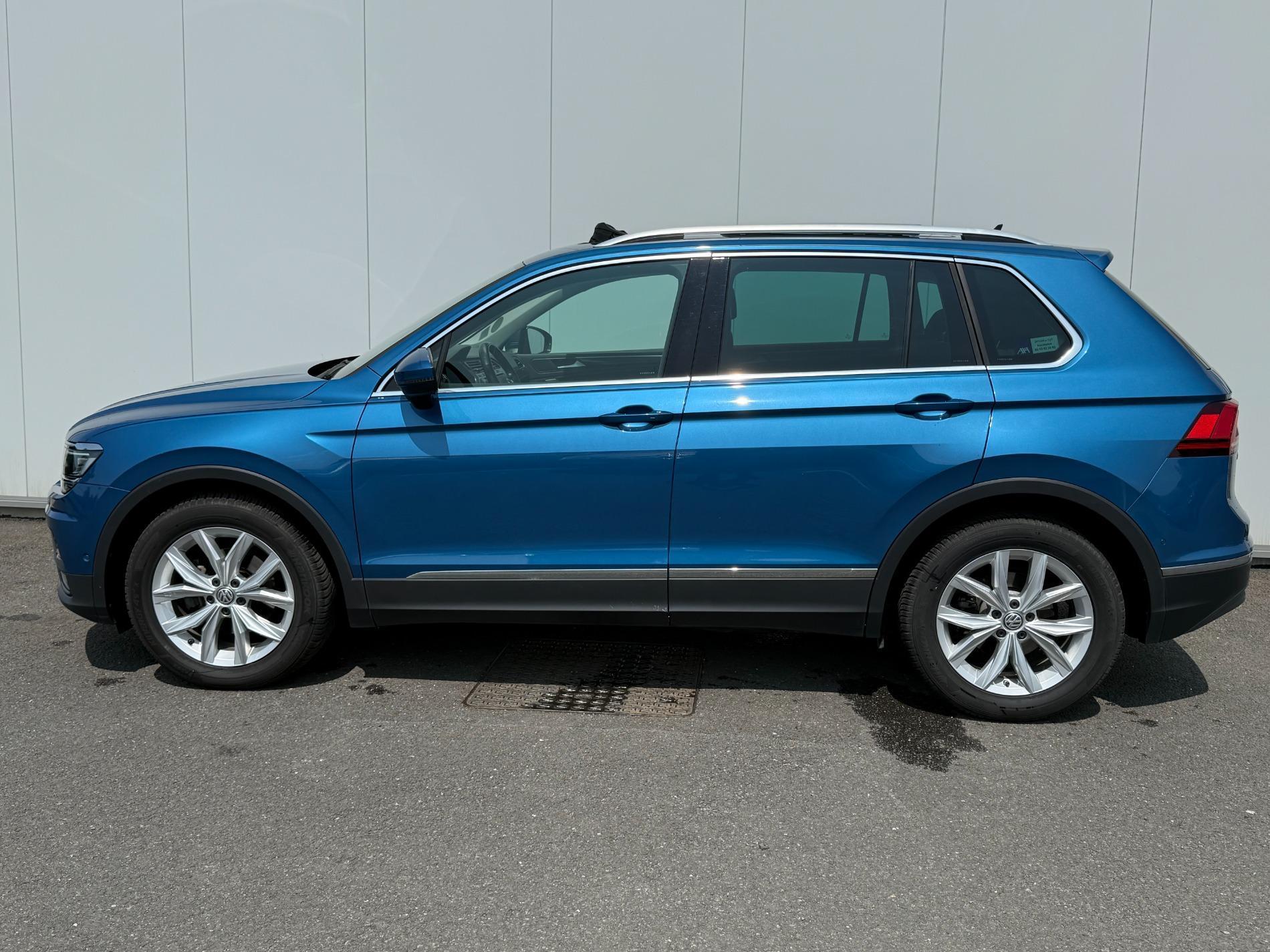 VOLKSWAGEN Tiguan